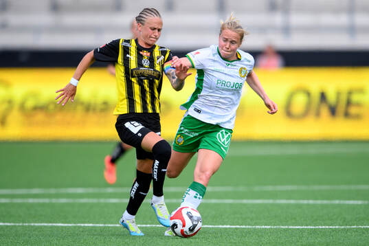 Häckens Filippa Curmark och Hammarbys Julie Blakstad
