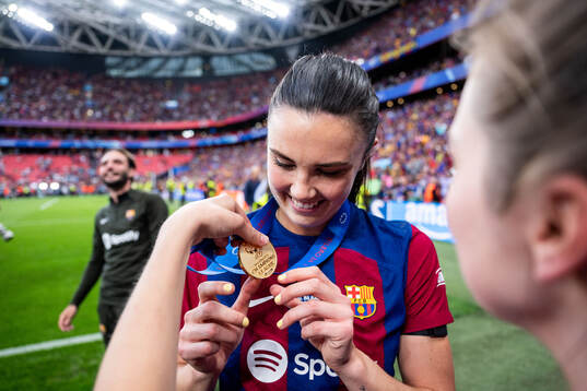 Ingrid Syrstad Engen of Barcelona celebrates