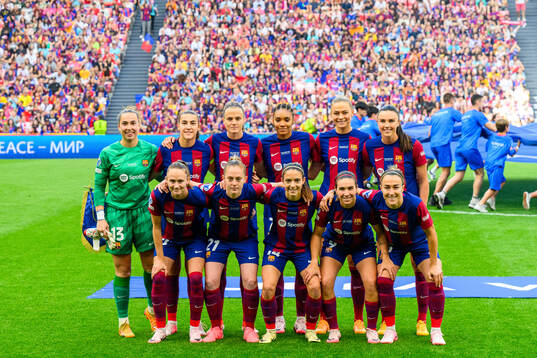 goalkeeper Catalina Col, Patri Guijarro, Irene Paredes,