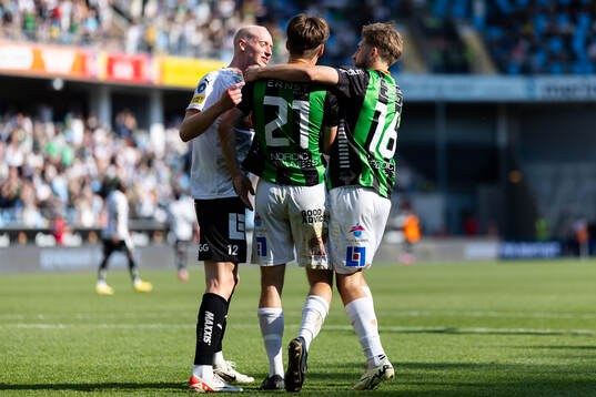 Häckens Valgeir Lunddal reagerar på GAIS Axel Henriksson när han jublar efter att Jack Cooper-Love gjort 3-0