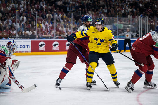 Michal Kempny of Czech Republic and Pontus Holmberg of