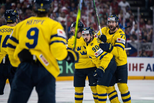 Marcus Johansson of Sweden celebrates with Victor Hedman