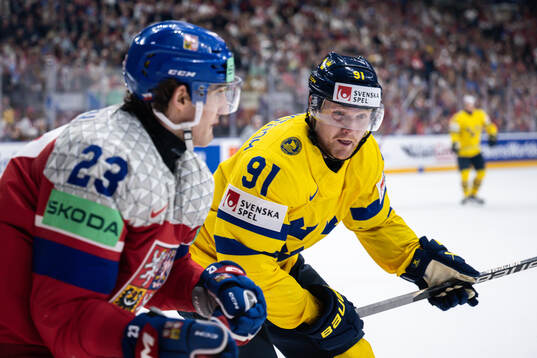 Lukas Sedlak of Czech Republic and Carl Grundström of