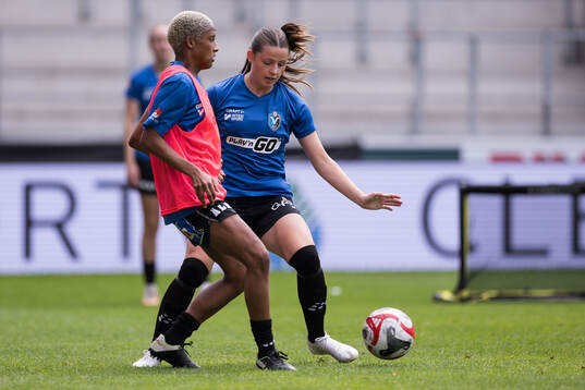 Växjö DFFs Eva Dessislava Dupuy och Emma Holmqvist