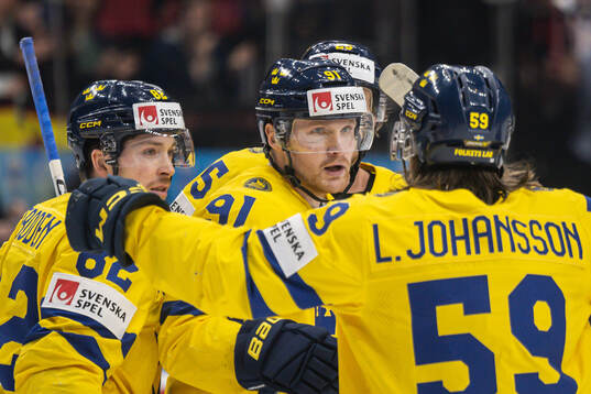 Carl Grundström of Sweden celebrate the 1-0 goal with