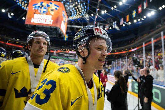 Lucas Raymond of Sweden celebrates