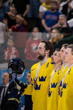 Victor Hedman and Erik Karlsson of Sweden