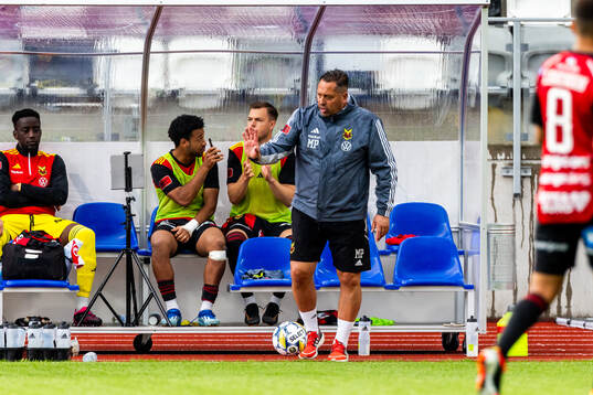 Östersunds huvudtränare Magnus Powell