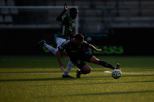 Brages Samouil Izountouemoi och Utsiktens Albin Skoglund