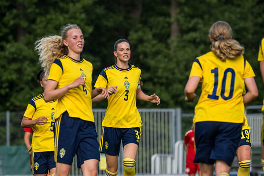 Bella Andersson of Sweden celebrates after 1-1