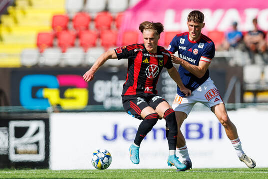 Östersunds Sebastian Karlsson Grach och Sandvikens IFs