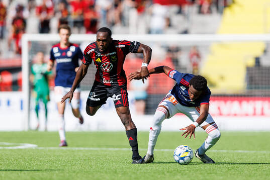 Östersunds Chrisnovic Isemoli N'sa och Sandvikens IFs