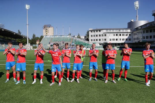 Helsingborgs spelare  jublar
