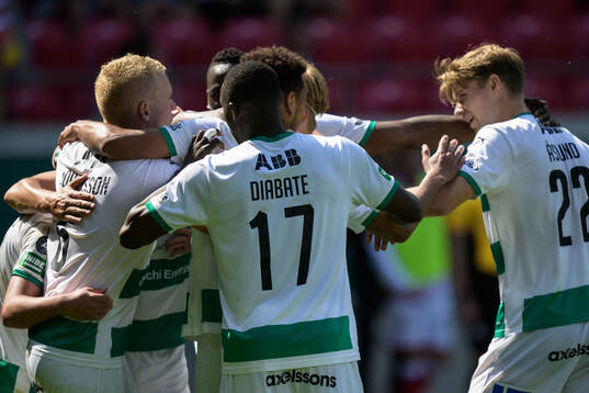 Västerås Mattéo Alrich Mawulé Ahlinvi jublar efter 0-3