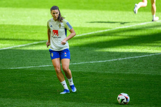 Pauline Hammarlund of the Swedish women's national football