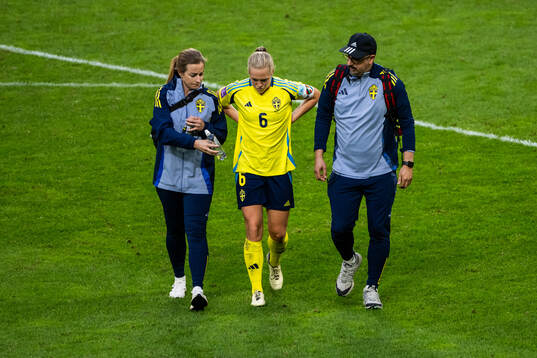 Physio Jenny Larsson and medical doctor Houman Ebrahim next