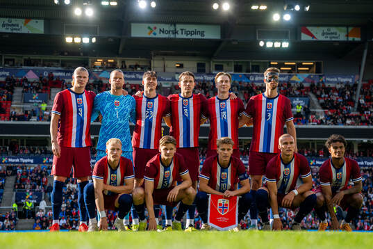  Erling Braut Haaland, goalkeeper Ørjan Håskjold Nyland, Jørgen Strand Larsen, Sander Berge, Kristian Thorstvedt and Kristoffer Ajer. Front left: Andreas Hanche-Olsen, David Møller Wolfe, Martin Ødegaard, Leo Skiri Østigård and Oscar Bobb.