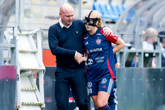 FC Rosengårds tränare Joel Kjetselberg och Sofie Bruun
