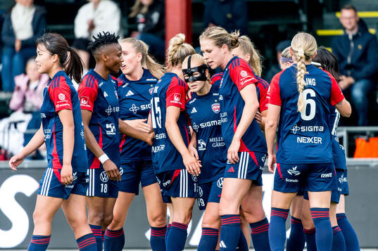 FC Rosengårds Sofie Bruun Bredgaard jublar