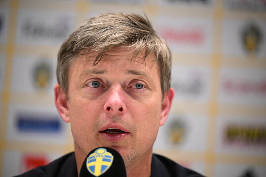 Head coach Jon Dahl Tomasson