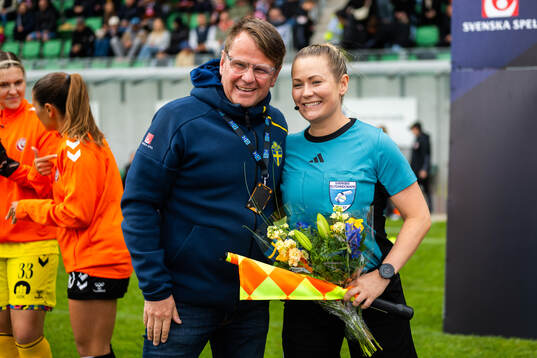 Assisterande domare Laura Rapp blev hyllad