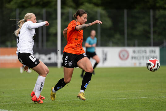 Kristianstads Tabitha Michelle Tindell och Häckens Lisa