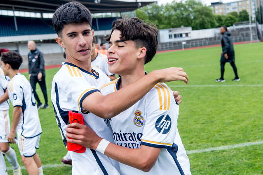 Real Madrids spelare jublar