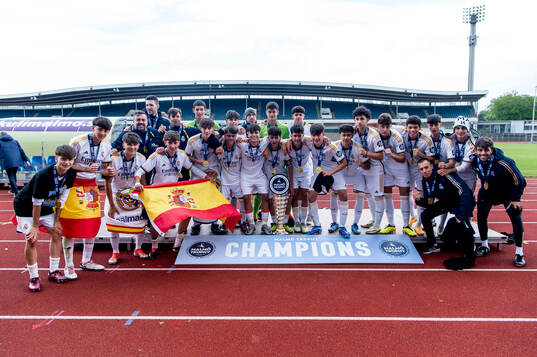 Real Madrids spelare jublar