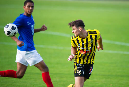  IFK Hässleholms Viktor Ahlgren i matchen i div 2 mellan FBK Balkan och IFK Hässleholm i Malmö 10 juni 2024.