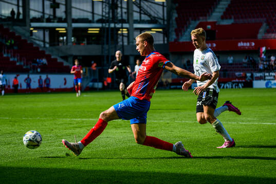 Helsingborgs Dennis Olsson och Örebros Valgeir Valgeirsson