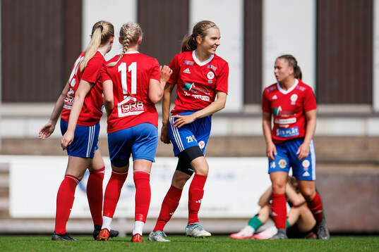 Vellinges spelare jublar
