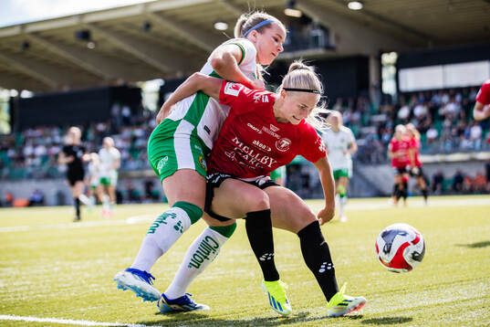 Hammarbys Eva Nyström och Trelleborgs Lova Sternfeldt