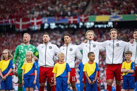 Goalkeeper Kasper Schmeichel, Pierre-Emil Højberg,