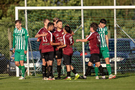 Galtabäcks spelare jublar