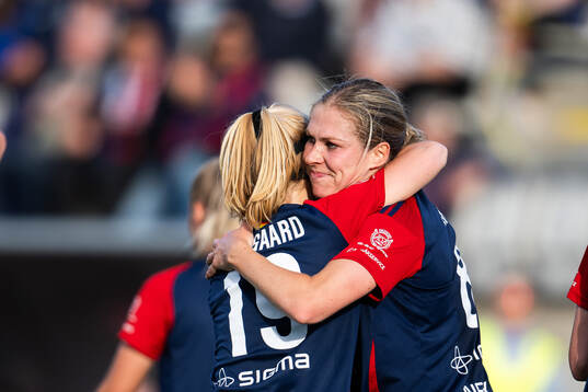 FC Rosengårds Sofie Bruun Bredgaard och Rebecca Knaak