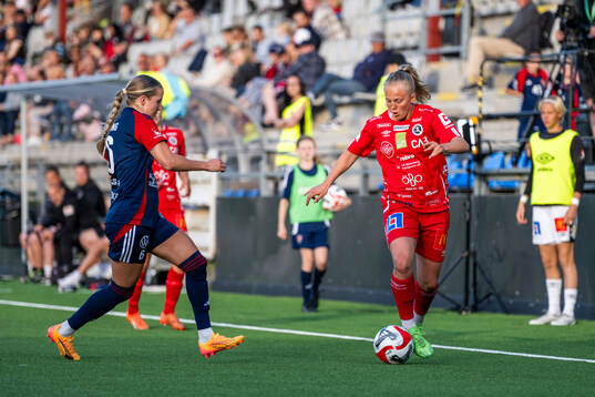 FC Rosengårds Ria Noora Minerva Öling och KIF Örebros