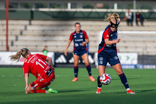 FC Rosengårds Sofie Bruun Bredgaard och KIF Örebros Molly Johansson