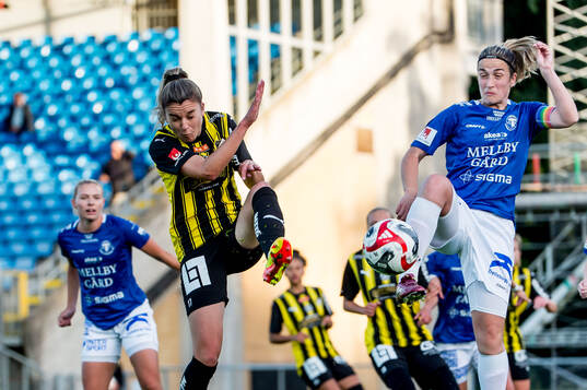 Häckens Anna Julia Csiki och Trelleborgs Edina Filekovic