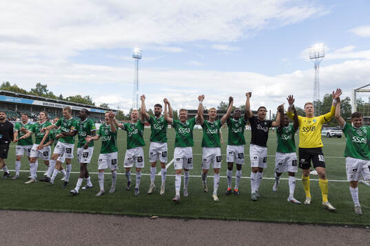 Brage spelarna jublar