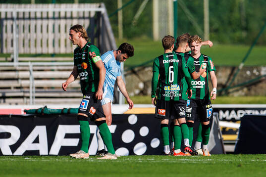 Varbergs Diego Alfonsi jublar