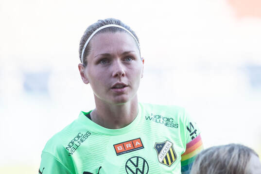Häckens målvakt Jennifer Falk