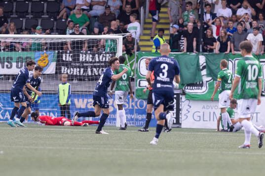 Gefles Sebastian Friman jublar