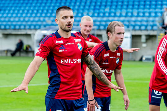 Östers Vladimir Rodic jublar