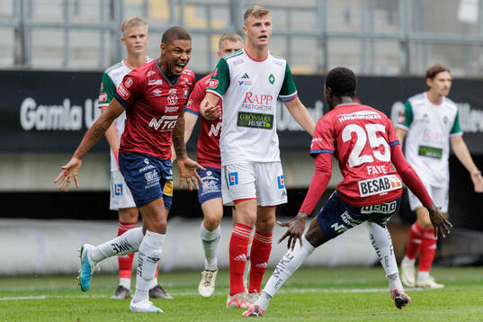 Örgrytes Mikael Dyrestam jublar efter 1-0