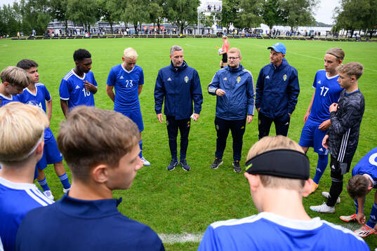 Tränare Axel Kjäll och Semir Mehanovic