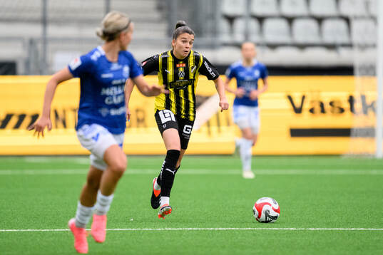 Häckens Anna Julia Csiki