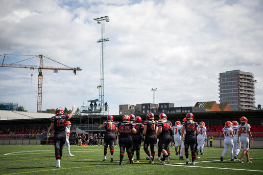 Carlstad Crusaders spelare jublar