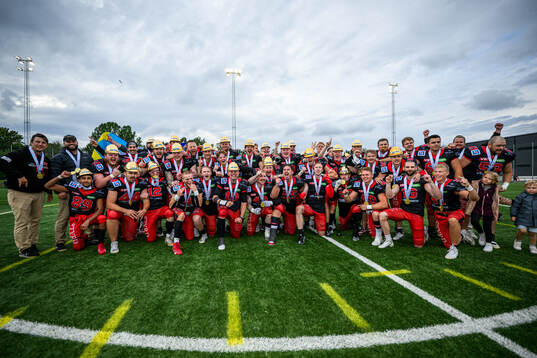 Carlstad Crusaders spelare jublar
