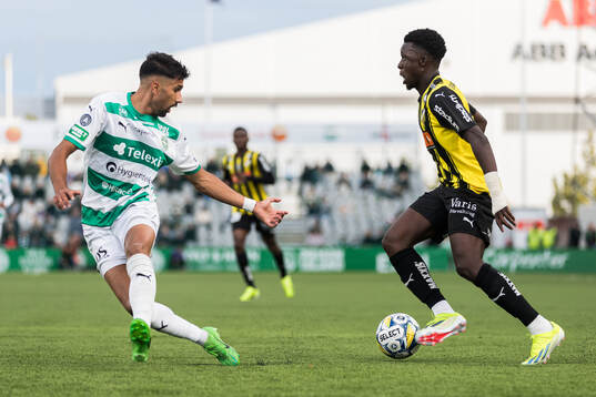 Västerås Elyas Bouzaiene och Häckens Zeidane Inoussa