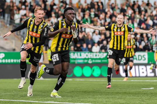 Häckens Zeidane Inoussa jublar